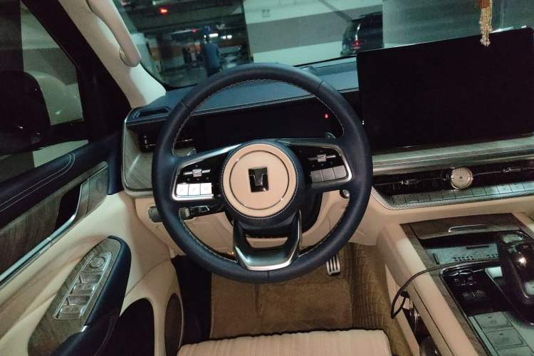 Used Tank 500 2023 3.0T Business Edition "Creation" Style 5 Seats Steering Wheel