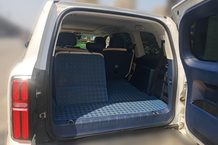 Used Tank 500 2023 3.0T Sport Edition Realm-Design 7-Seater Trunk