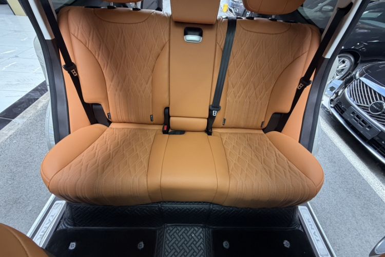 Used Tank 500 2023 3.0T Sport Edition Realm-Setting 5-Seater Interior 3