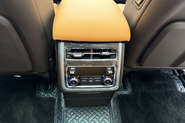 Used Tank 500 2023 3.0T Sport Edition Realm-Setting 5-Seater Interior 4