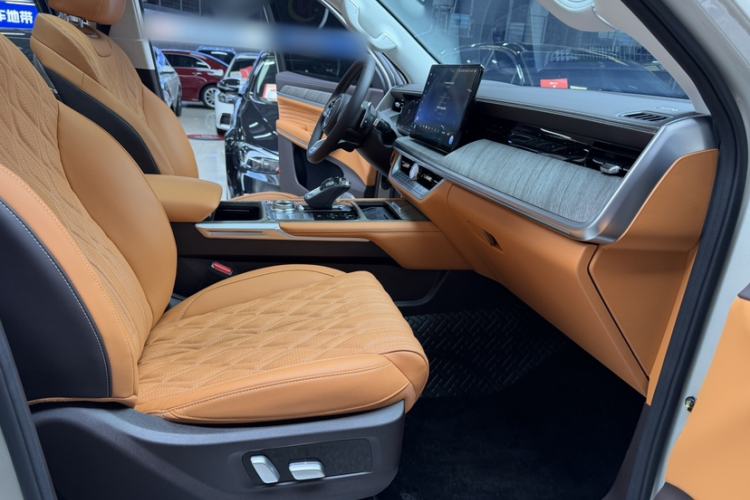 Used Tank 500 2023 3.0T Sport Edition Realm-Setting 5-Seater Interior 7
