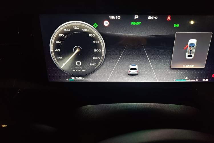 Used Tank 500 2023 3.0T Sport Edition Realm-Setting 5-Seater Odometer Close Up