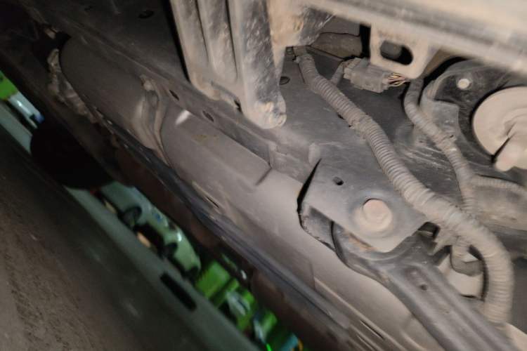 Used Tank 500 New Energy 2023 Hi4-T Chassis Rear Left