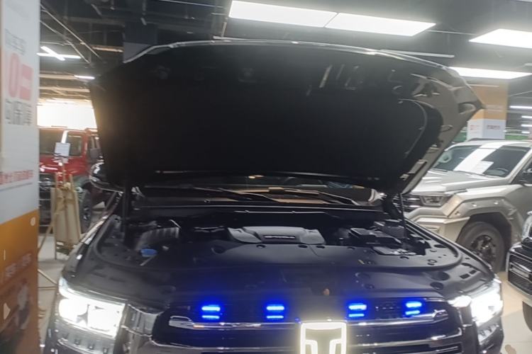 Used Tank 500 New Energy 2023 Hi4-T Engine Bay
