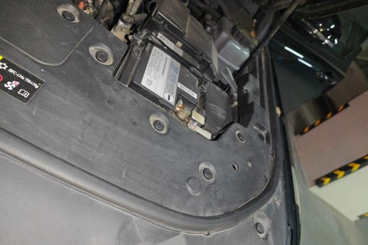 Used Tank 500 New Energy 2023 Hi4-T Engine Bay Left