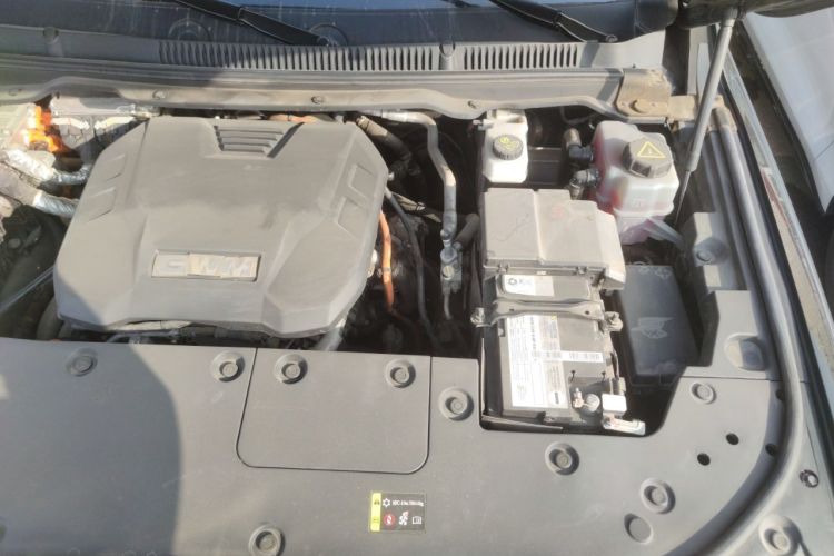 Used Tank 500 New Energy 2023 Hi4-T Engine Bay Left
