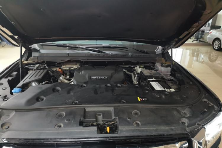 Used Tank 500 New Energy 2023 Hi4-T Engine Bay