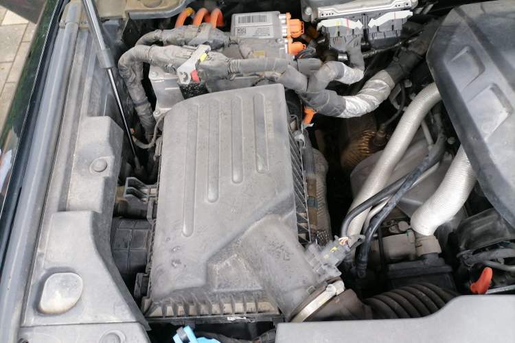 Used Tank 500 New Energy 2023 Hi4-T Engine Bay Right