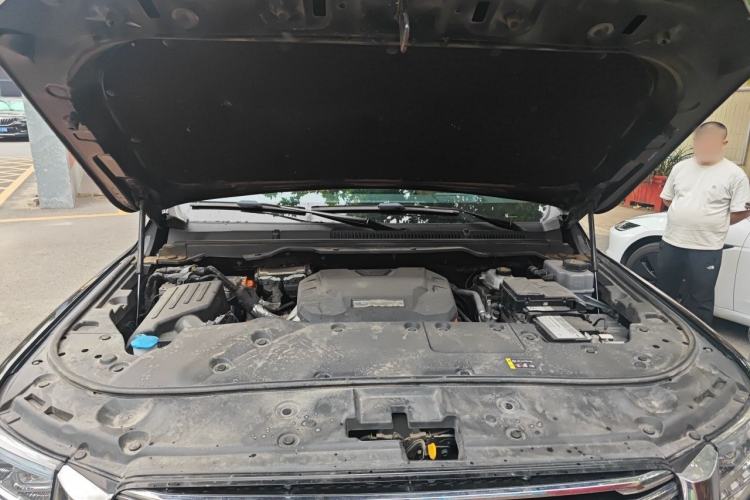 Used Tank 500 New Energy 2023 Hi4-T Engine Bay