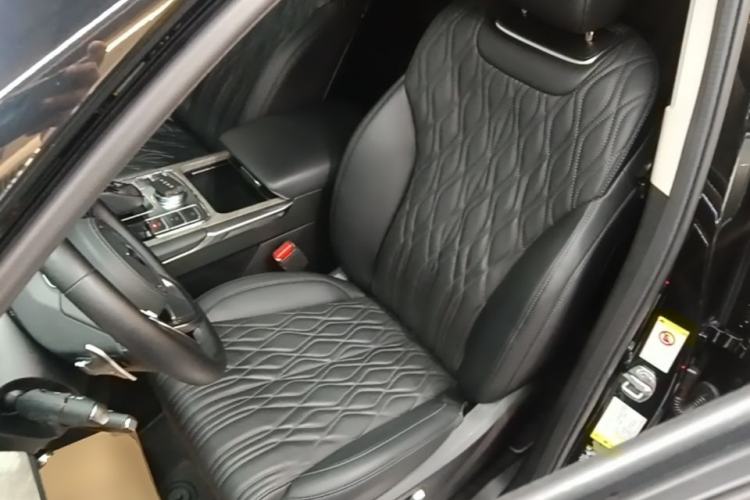 Used Tank 500 New Energy 2023 Hi4-T Left Front Seat