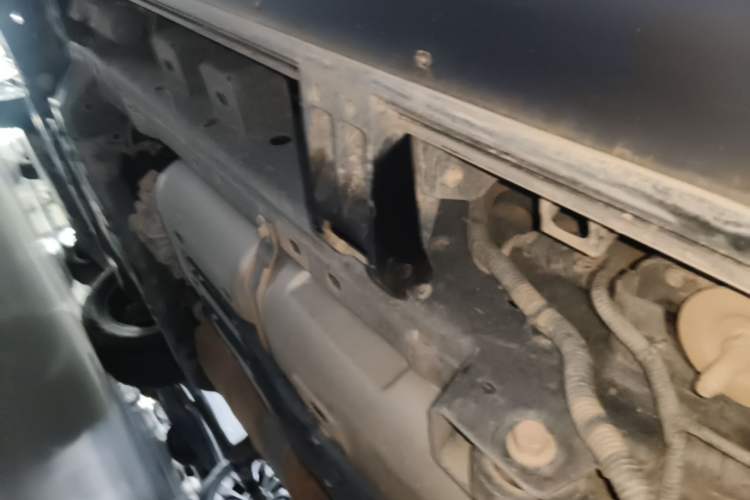 Used Tank 500 New Energy 2023 Hi4-T Left Side Sill