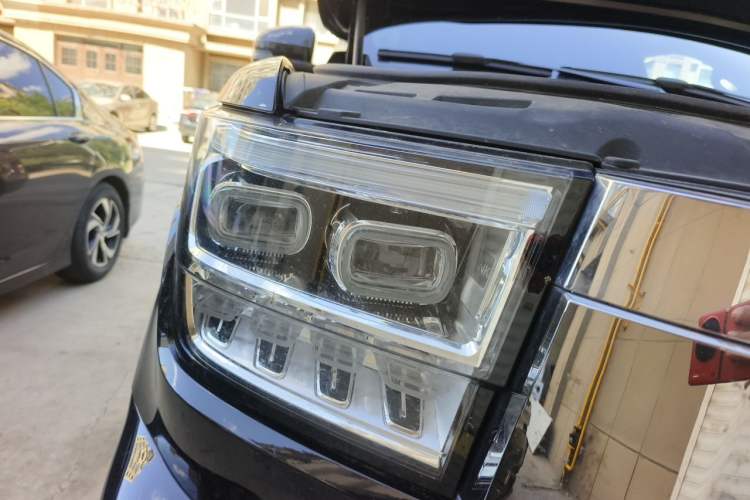 Used Tank 500 New Energy 2023 Hi4-T Right Front Headlight