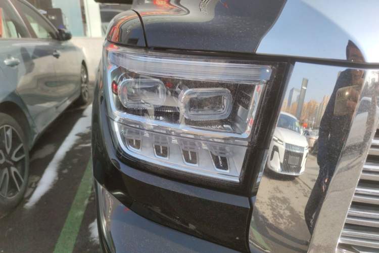 Used Tank 500 New Energy 2023 Hi4-T Right Front Headlight