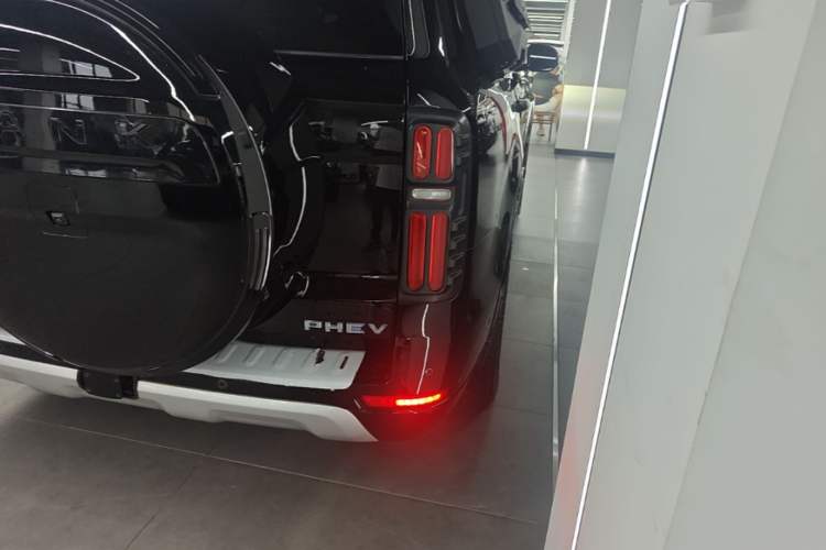 Used Tank 500 New Energy 2023 Hi4-T Right Rear Taillight