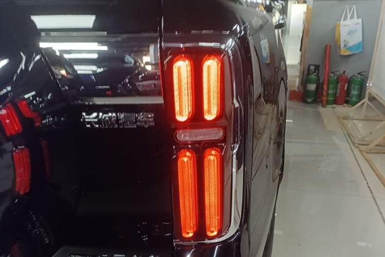 Used Tank 500 New Energy 2023 Hi4-T Right Rear Taillight