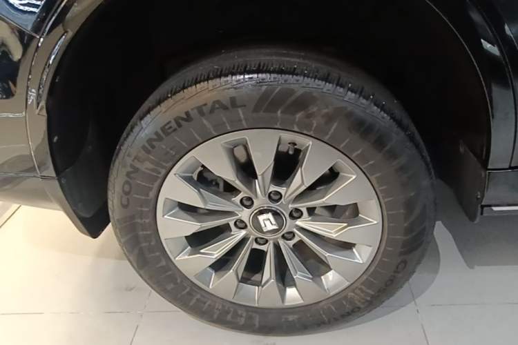 Used Tank 500 New Energy 2023 Hi4-T Right Rear Wheel Hub