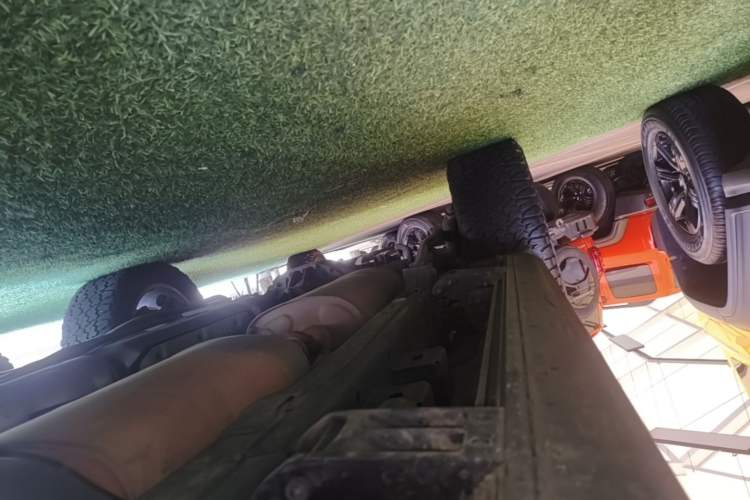 Used Tank 500 New Energy 2023 Hi4-T Right Side Sill