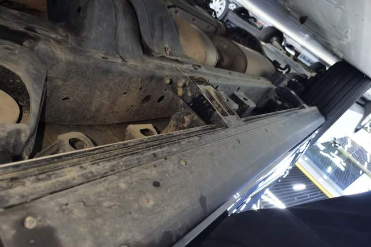 Used Tank 500 New Energy 2023 Hi4-T Right Side Sill