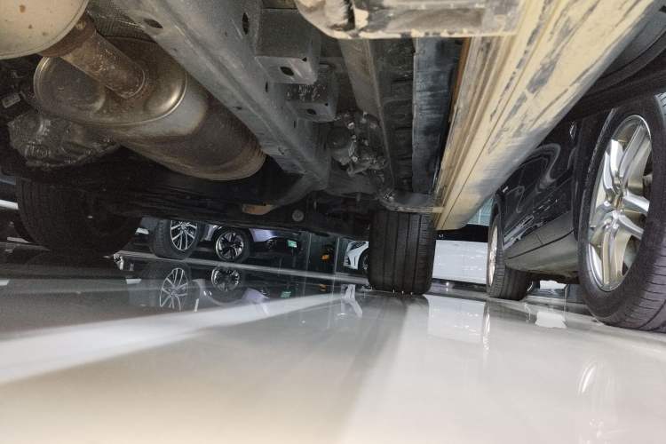Used Tank 500 New Energy 2023 Hi4-T Right Side Sill