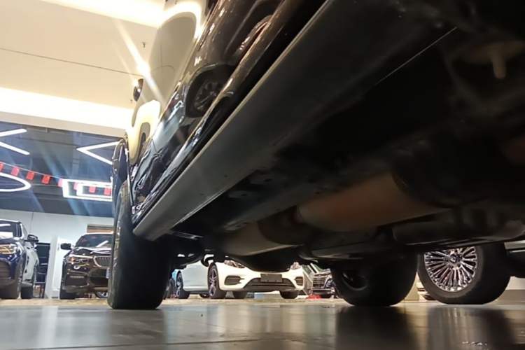 Used Tank 500 New Energy 2023 Hi4-T Right Side Sill