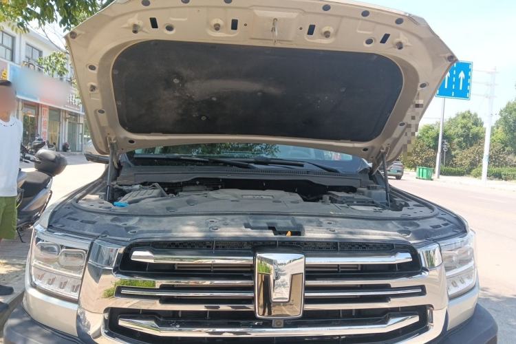 Used Tank 500 New Energy 2023 Hi4-T Engine Bay