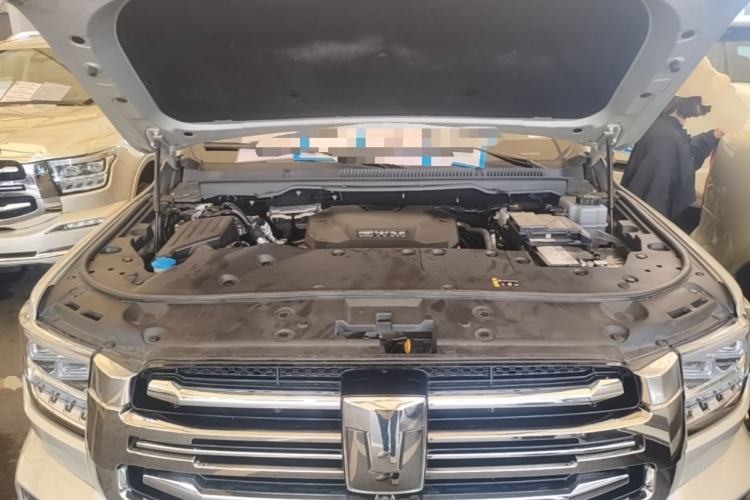 Used Tank 500 New Energy 2023 Hi4-T Engine Bay
