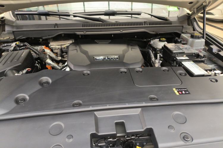 Used Tank 500 New Energy 2023 Hi4-T Engine Bay