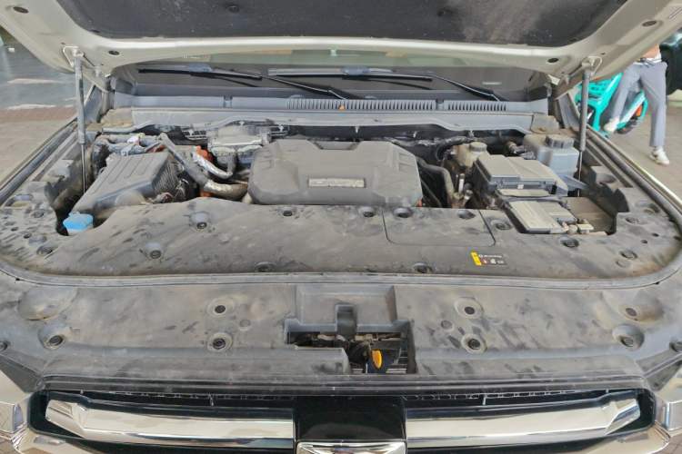 Used Tank 500 New Energy 2023 Hi4-T Engine Bay