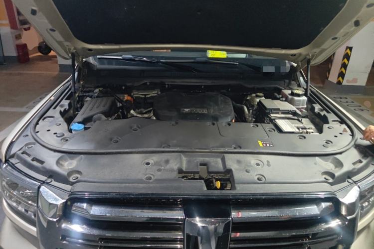 Used Tank 500 New Energy 2023 Hi4-T Engine Bay