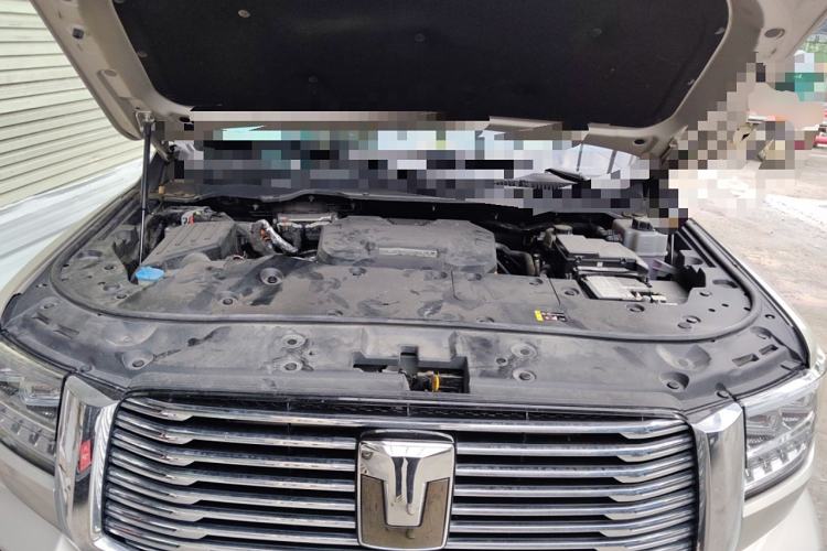 Used Tank 500 New Energy 2023 Hi4-T Engine Bay