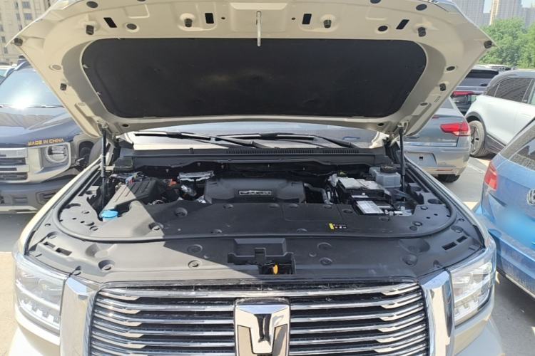 Used Tank 500 New Energy 2023 Hi4-T Engine Bay
