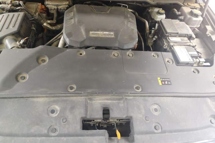 Used Tank 500 New Energy 2023 Hi4-T Engine Bay