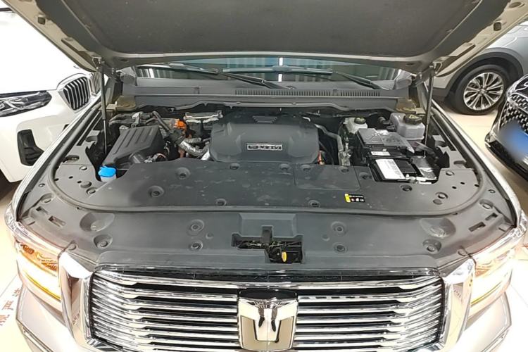 Used Tank 500 New Energy 2023 Hi4-T Engine Bay