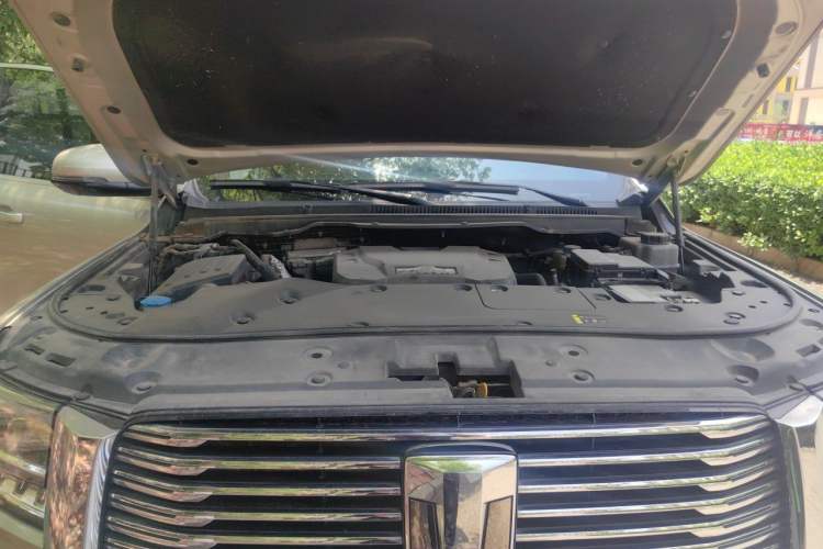 Used Tank 500 New Energy 2023 Hi4-T Engine Bay