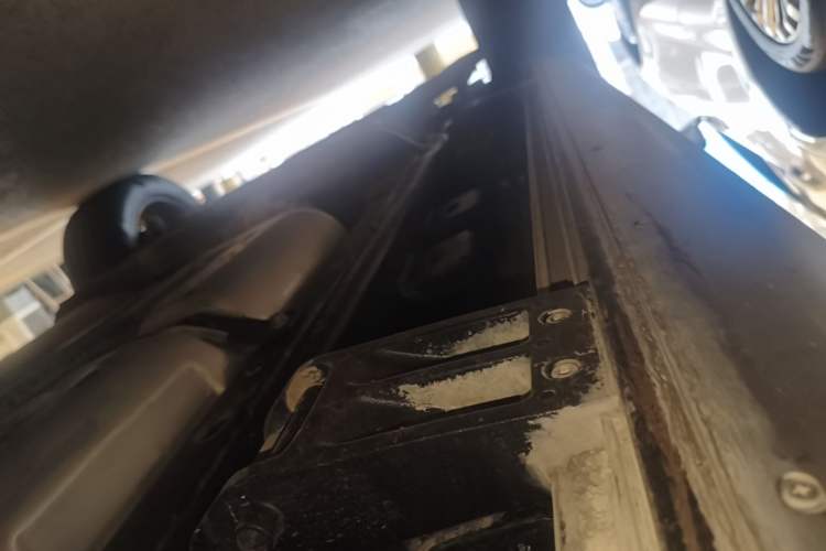 Used Tank 500 New Energy 2023 Hi4-T Left Side Sill