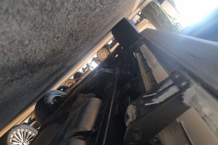 Used Tank 500 New Energy 2023 Hi4-T Left Side Sill