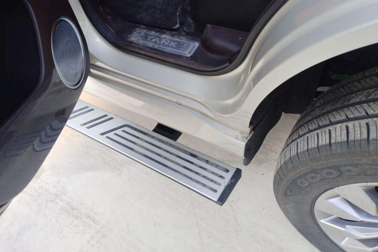 Used Tank 500 New Energy 2023 Hi4-T Left Side Sill