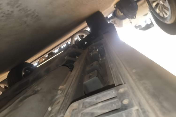 Used Tank 500 New Energy 2023 Hi4-T Left Side Sill