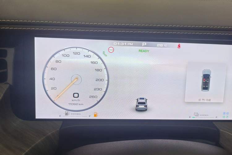 Used Tank 500 New Energy 2023 Hi4-T Odometer Close Up