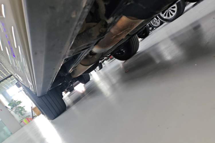 Used Tank 500 New Energy 2023 Hi4-T Right Side Sill