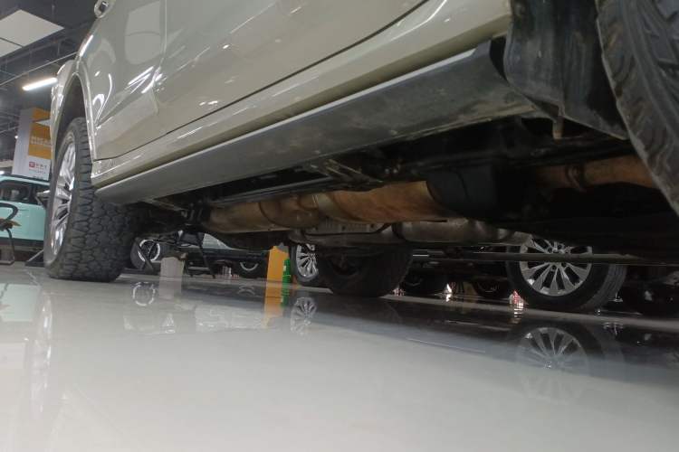 Used Tank 500 New Energy 2023 Hi4-T Right Side Sill