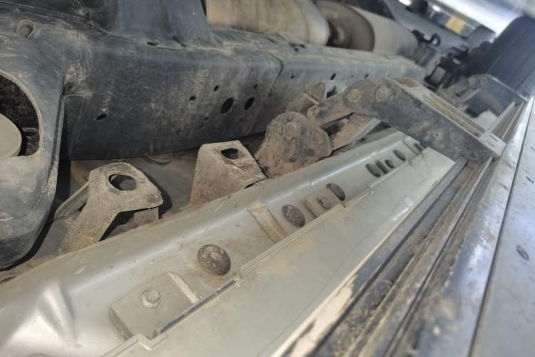 Used Tank 500 New Energy 2023 Hi4-T Right Side Sill