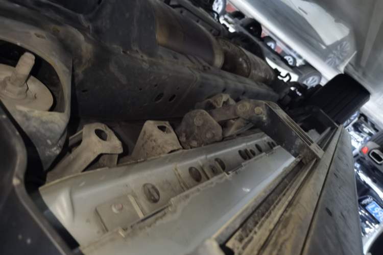 Used Tank 500 New Energy 2023 Hi4-T Right Side Sill