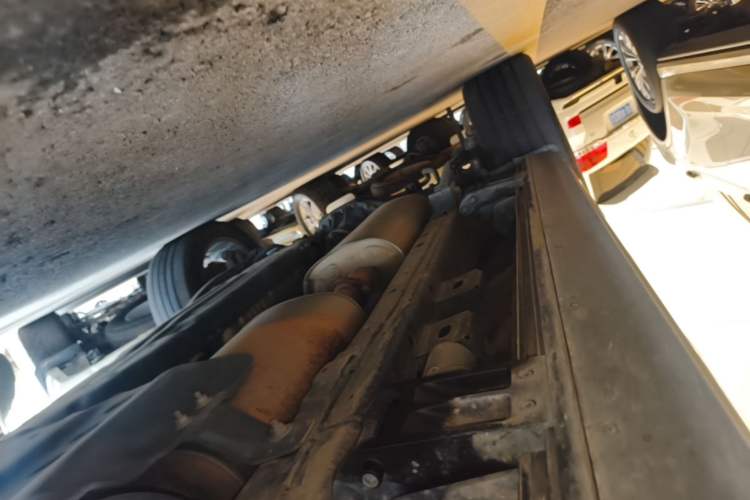 Used Tank 500 New Energy 2023 Hi4-T Right Side Sill