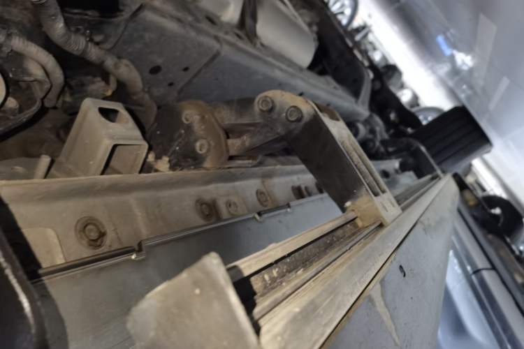 Used Tank 500 New Energy 2023 Hi4-T Left Side Sill