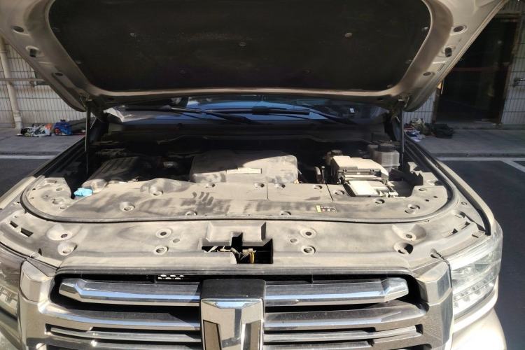 Used Tank 500 New Energy 2023 Hi4-T Engine Bay