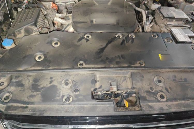 Used Tank 500 New Energy 2023 Hi4-T Engine Bay