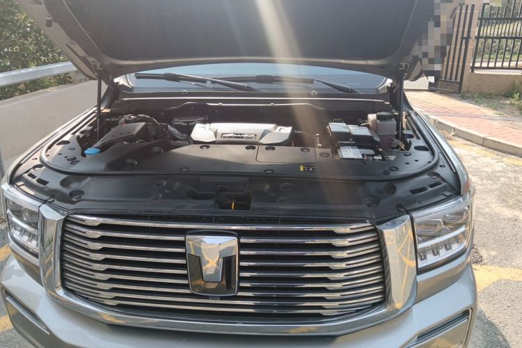 Used Tank 500 New Energy 2023 Hi4-T Engine Bay