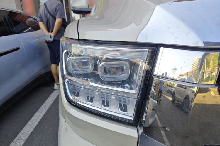 Used Tank 500 New Energy 2023 Hi4-T Right Front Headlight