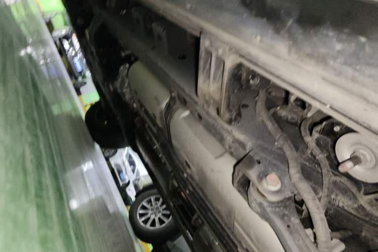 Used Tank 500 New Energy 2023 Hi4-T Chassis Rear Left